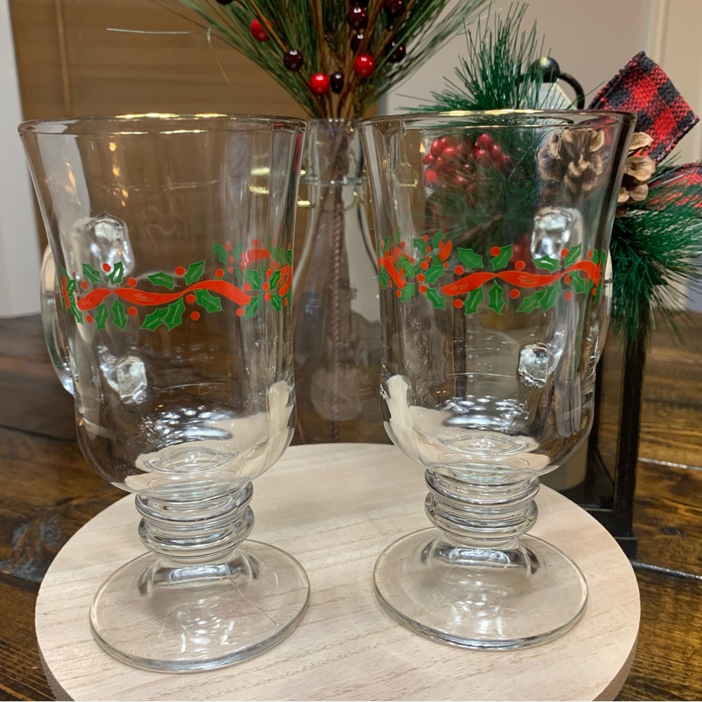 Vintage Libbey Glass Holly Berry Print Pedestal Glass -Not Arby’s - discontinued